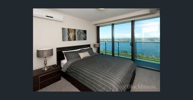 Furnished in the Heart of the CBD - Photo 1