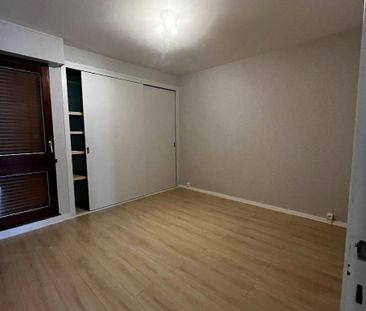 A LOUER ANGERS DOUTRE - T3 SITUE 72 RUE ST NICOLAS ... - Photo 4