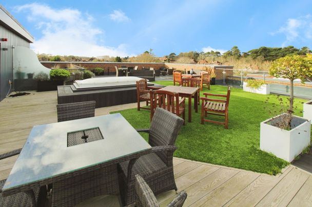 Marsh Road, Pinner, HA5 5PB - Photo 1