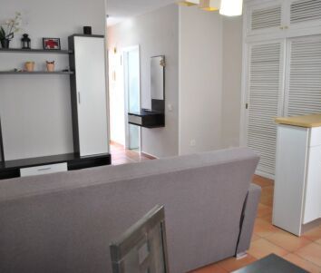 Apartment - Torremolinos (Centro) - Photo 2