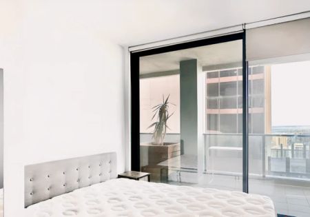 3 Bed 2 Bath 1 C - Photo 4