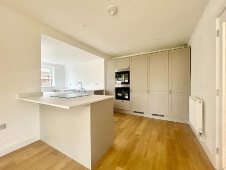 4 bedroom detached bungalow to rent - Photo 5