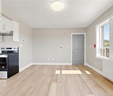 71 SANFORD Avenue S Unit# Unit 8, Hamilton, Ontario, L8M2G7 - Photo 5