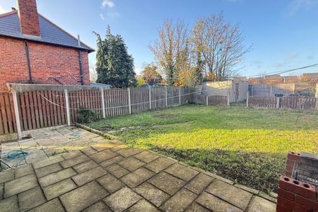 Deightonby Street - Photo 4