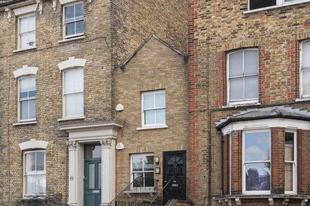 Sandringham Road, Hackney, E8 - Photo 2