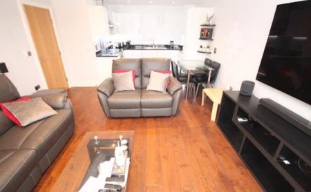 2 bedroom flat to rent - Photo 3