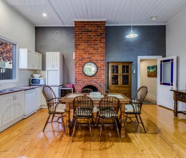 Stylish Central Living with Exceptional Courtyard Entertaining - Photo 2