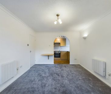 1 bedroom Apartment to rent - Photo 5