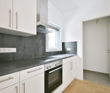 Moderne 3-Zimmer-Wohnung mit Wasserblick - Foto 1