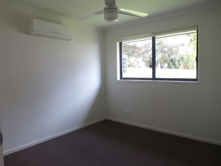 Three air conditioned bedrooms and Three bathrooms. - Photo 3