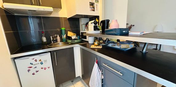 Location Appartement 1 pièce 24m² TOURS 37000 - Photo 2