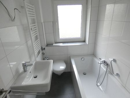 Ideale Erdgeschoss-Wohnung mit großem Balkon in sehr ruhiger Lage - Foto 5