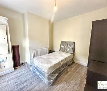 1 bedroom in a house share to rent - Photo 5