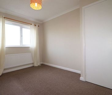 Terraced House in Archers Garth, Carlisle - Photo 5