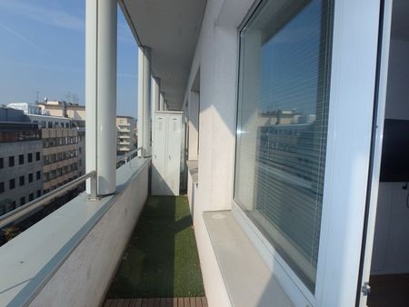 Helle Singlewohnung im fünften und letzten Liftstock mit südseitigem Balkon - Photo 5