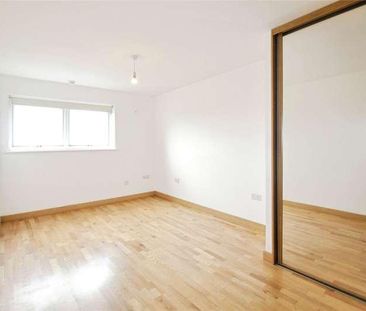 Cherrydown East, Basildon, SS16 - Photo 5