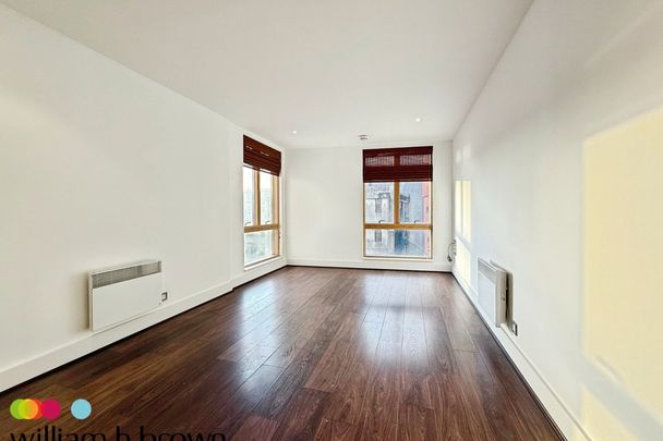 College Street - Photo 1