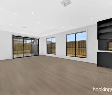 Beautiful Brand New Family Home in Pepper Corn Estate - Photo 5