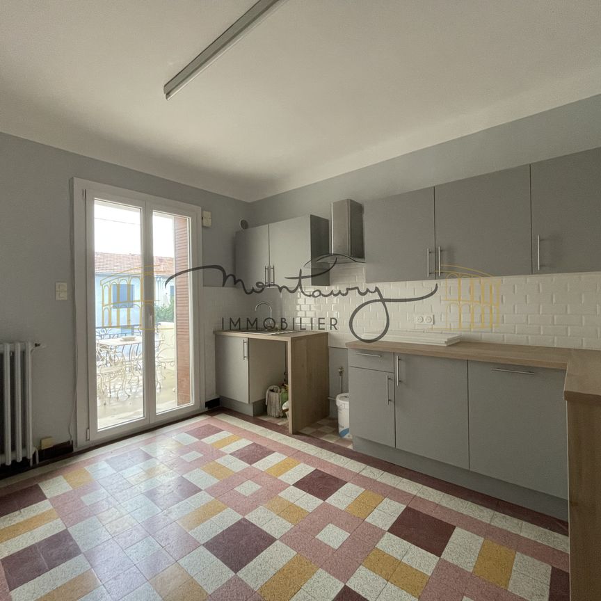 Location Maison 3 pièces 63m² NIMES 30000 - Photo 1