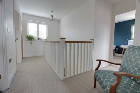 St. Francis Close, Tring - Photo 4