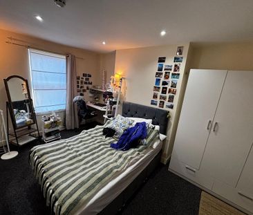 5 bedroom house to rent - Photo 2