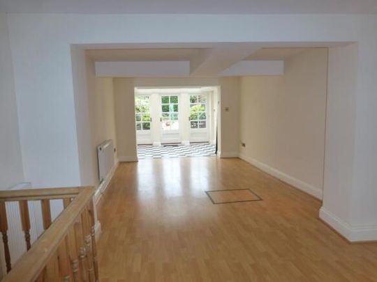 2 bedroom house to rent - Photo 1