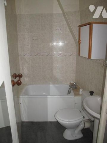 Location Appartement à Rouen (Rive Droite) - Photo 3