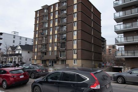 1212 14 Ave SW, Calgary - Photo 4