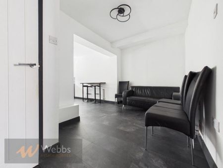 3 bedroom semi-detached house to rent - Photo 3