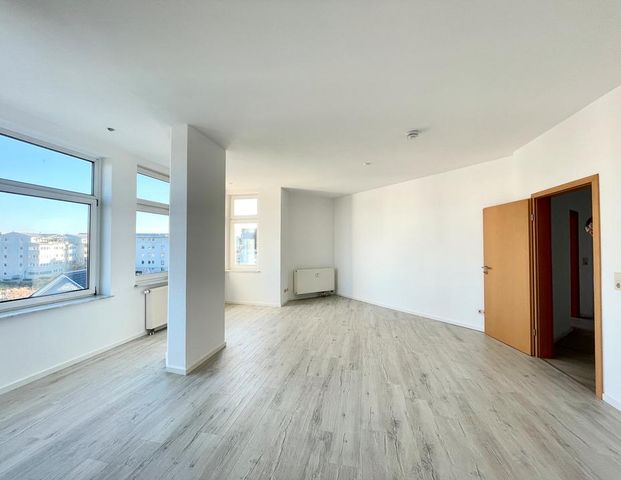 Lichtdurchflutete 3-Zimmer-Wohnung im Zentrum von Magdeburg - Photo 1