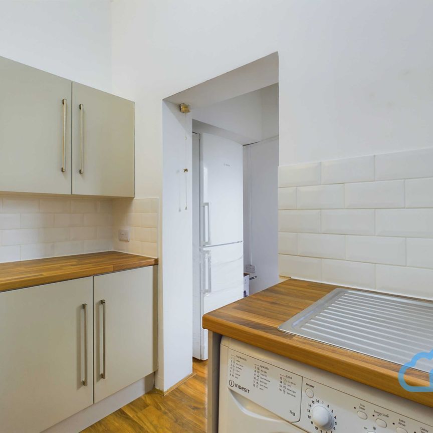 RM3 Plashet Road | Plaistow | London | E13 0PU - Photo 1