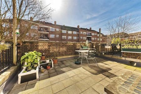 3 bedroom flat to rent - Photo 3