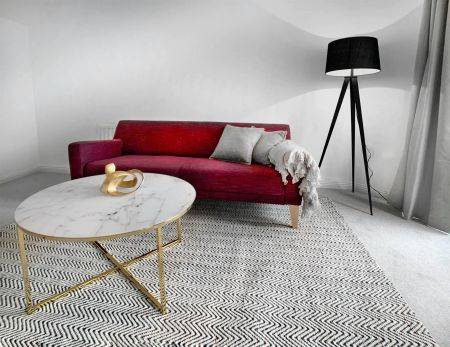 2 Bed, House - Photo 2