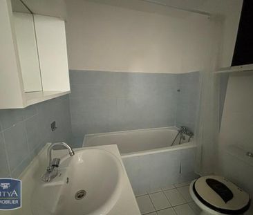 Location Appartement 1 pièce 42m² ANNEMASSE 74100 - Photo 2