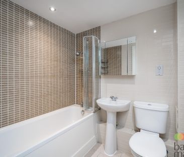 3 Cottonham Close, London, North Finchley - Photo 5