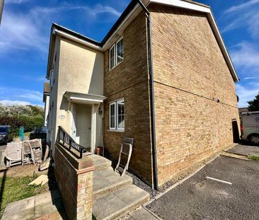 2 bedroom end of terrace house to rent - Photo 2