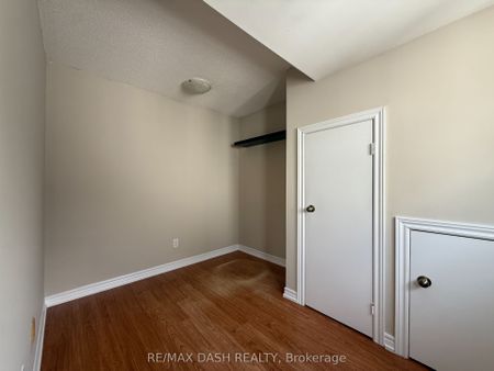 Lennox Mews Lofts - Photo 3