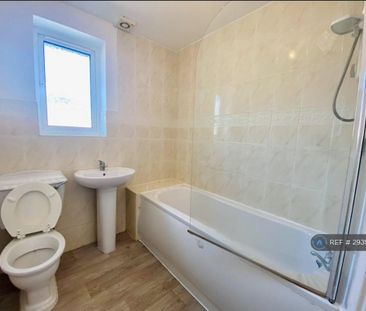 2 bedroom semi-detached house to rent - Photo 1