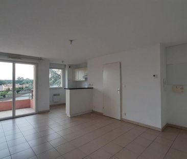 location Appartement T2 DE 41m² À FONBEAUZARD - Photo 5