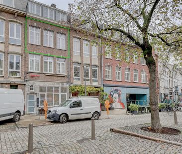 Lichtrijke studio op de Vrijdagmarkt midden in hartje Antwerpen - Photo 3