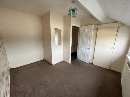 2 bedroom maisonette to rent - Photo 5