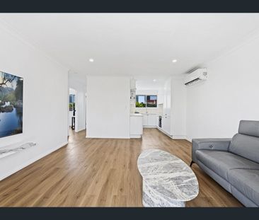 706/43 Harbour Town Drive, Biggera Waters, Qld 4216 - Photo 6