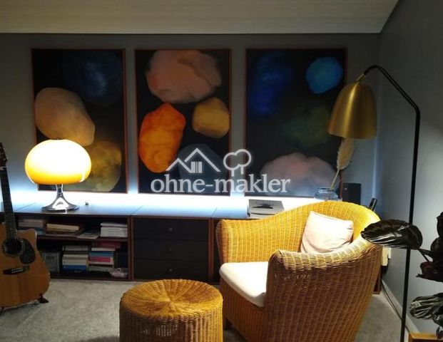 Penthaus-Wohnung mit großer Dachterrasse und Fernblick ins Grüne - Ideal für Wohnen auf Zeit - Photo 1