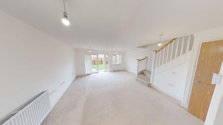3 bedroom semi-detached house to rent - Photo 2
