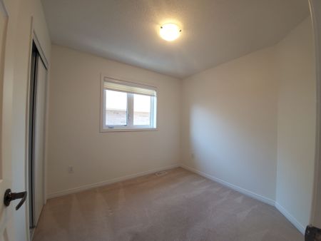 For Lease - 593 Remembrance Road Unit# upper, Brampton, Ontario - Photo 3