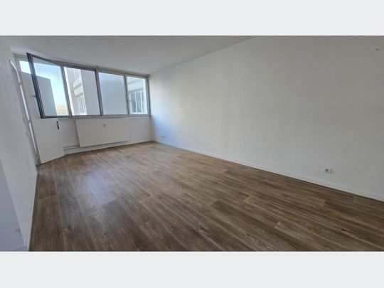 Appartement à Louer à LILLE 1060 € - Photo 1