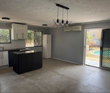 VERY CONVENIENTLY LOCATED & CLOSE TO EVERYTHING! - Photo 5