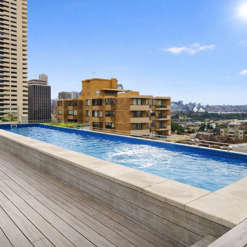 STUDIO APARTMENT AT THE WESTBURY DARLINGHURST - Photo 1