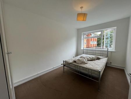 3 bedroom apartment to rent - Photo 3