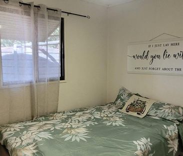 4 Bedroom Renovated and Furnished Home! - Photo 3